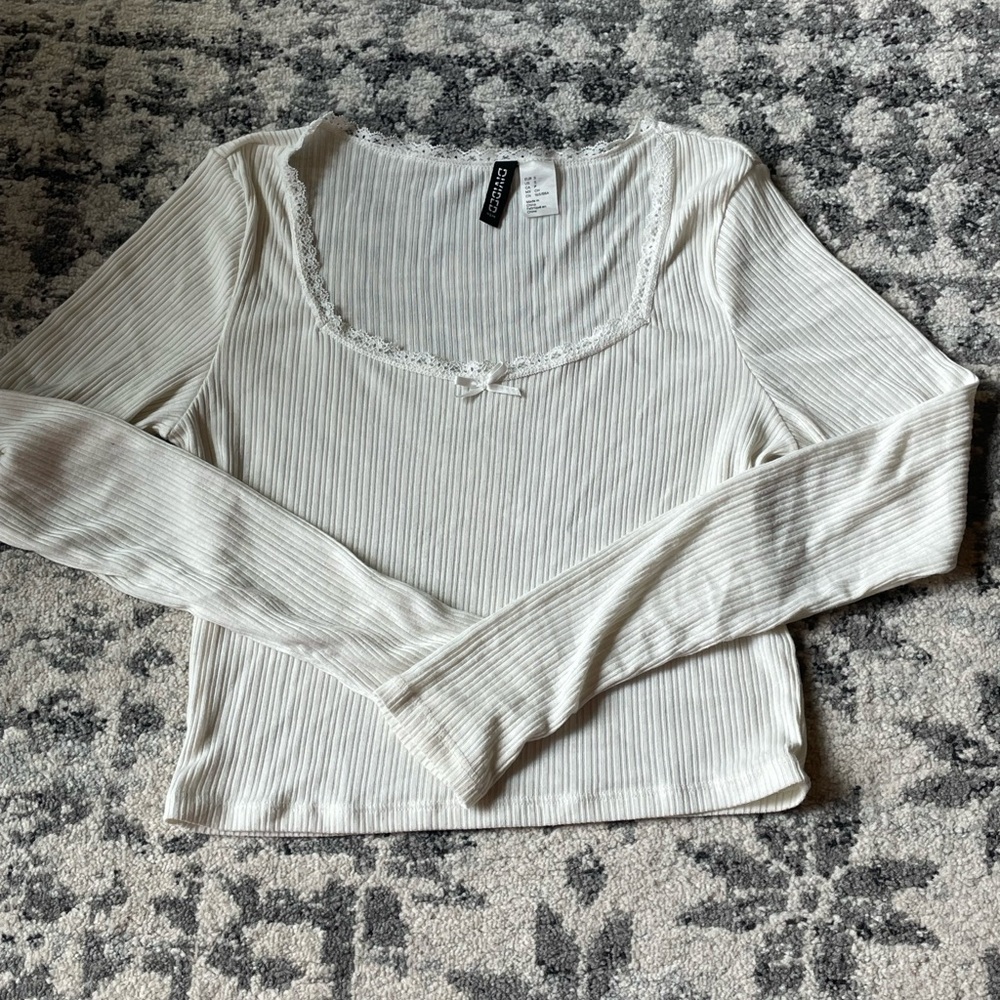 White lace top